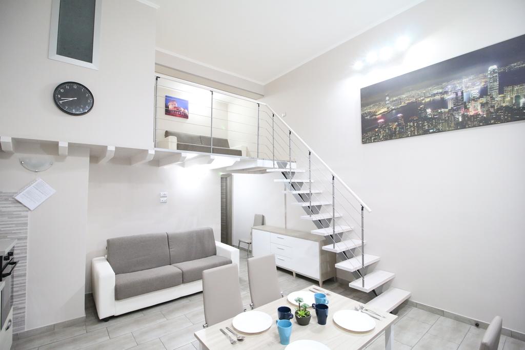 A 2 Bedroom Near Metro