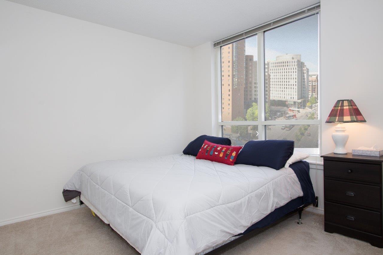 Luxury 2 bedroom by metro